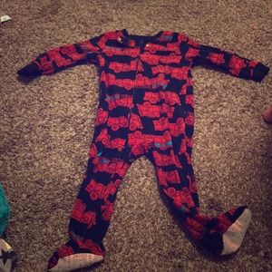 Boys 2t pajamas